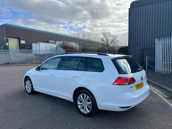 Used Volkswagen Golf 2015 for sale - 79017902: Photo