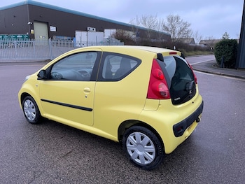 Used Peugeot 107 2010 for sale - 79017900: Photo