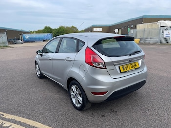 Used Ford Fiesta 2017 for sale - 79017904: Photo