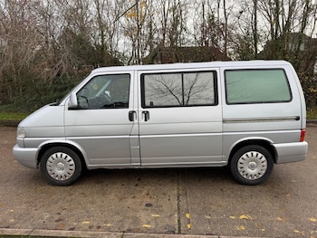 Used Volkswagen Caravelle 2002 for sale - 76824879: Photo
