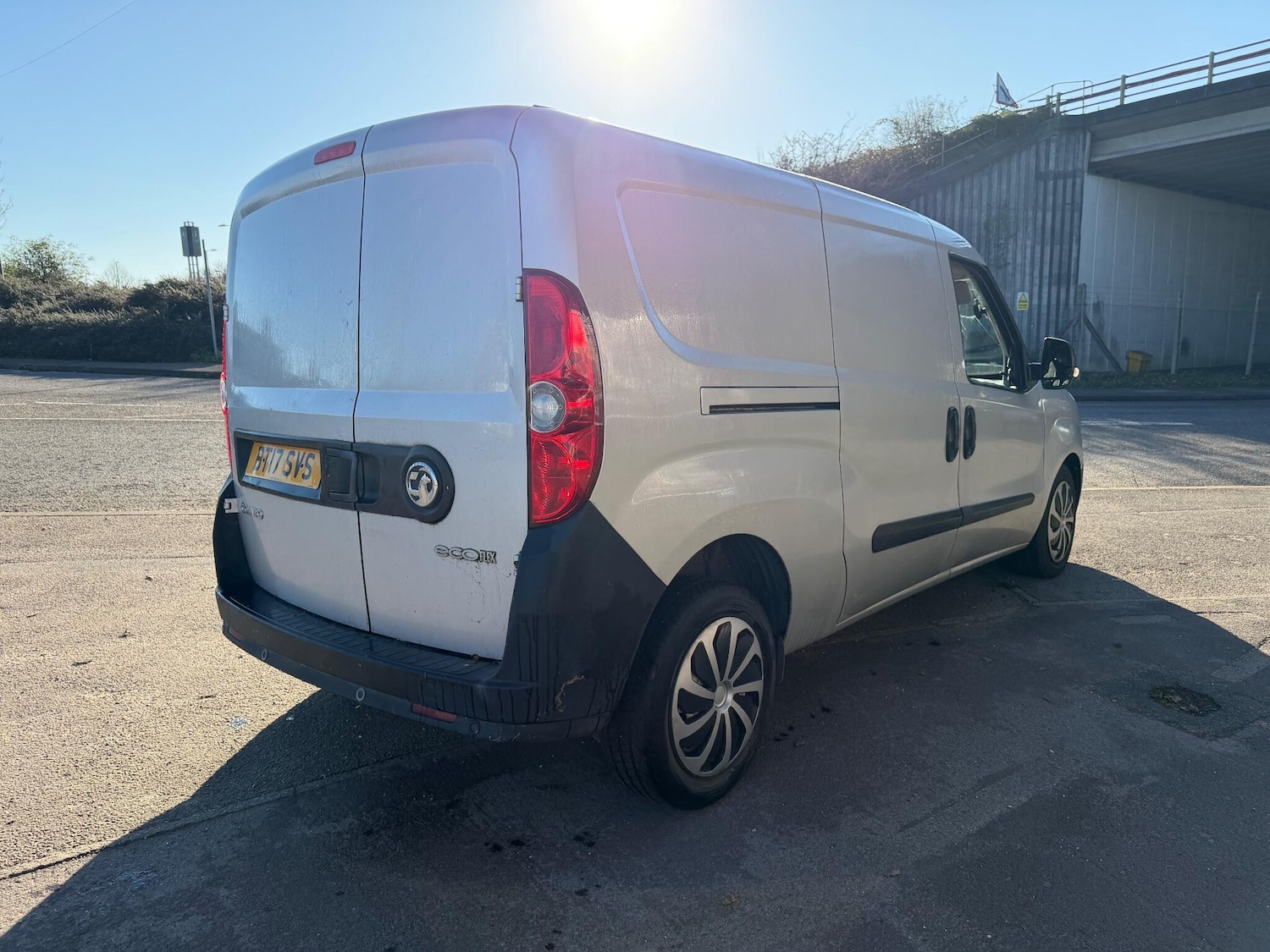 Used Vauxhall Combo 2017 for sale - 76657568: Photo 5