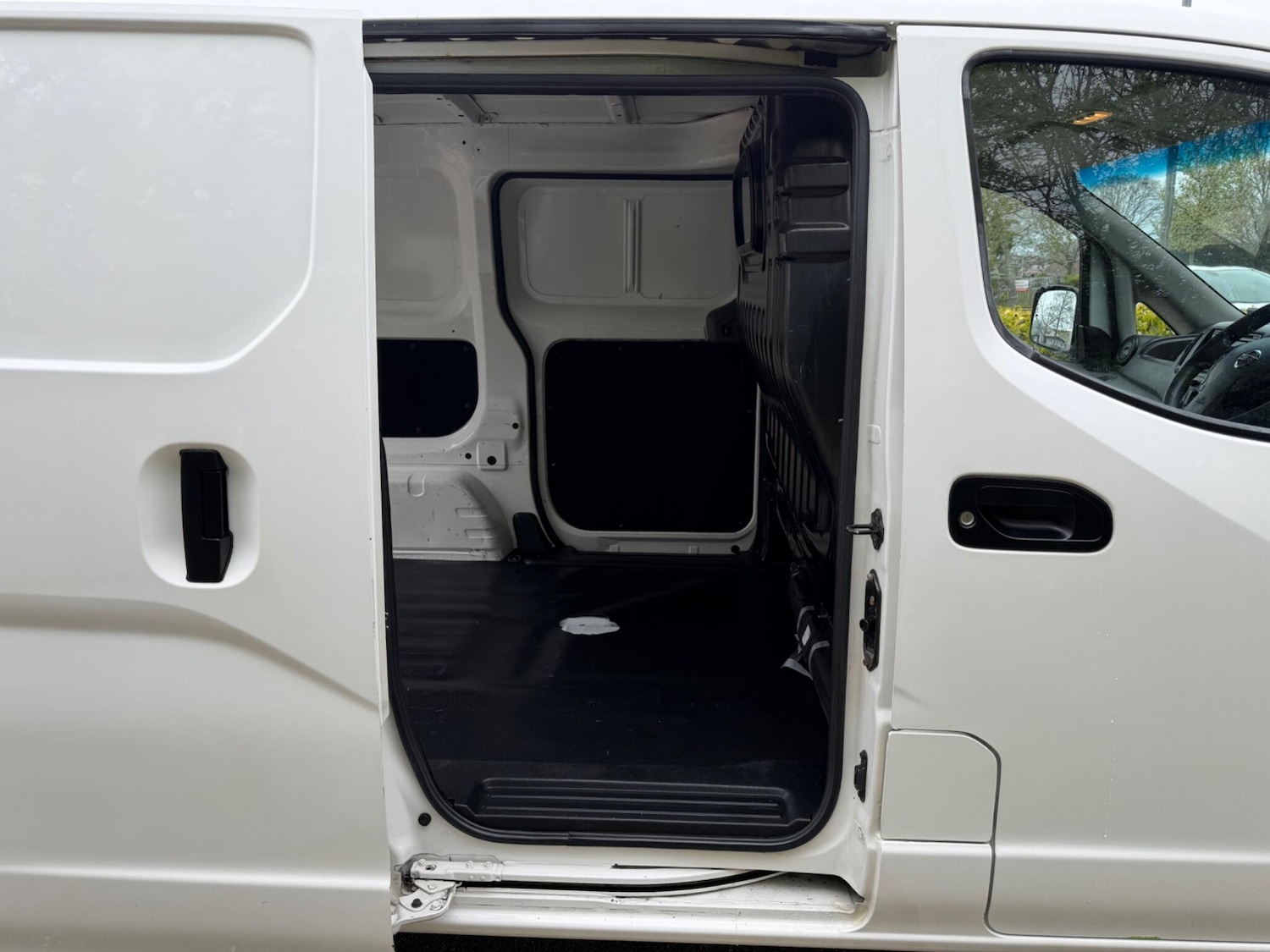 Used Nissan NV200 2012 for sale - 78063118: Photo 10