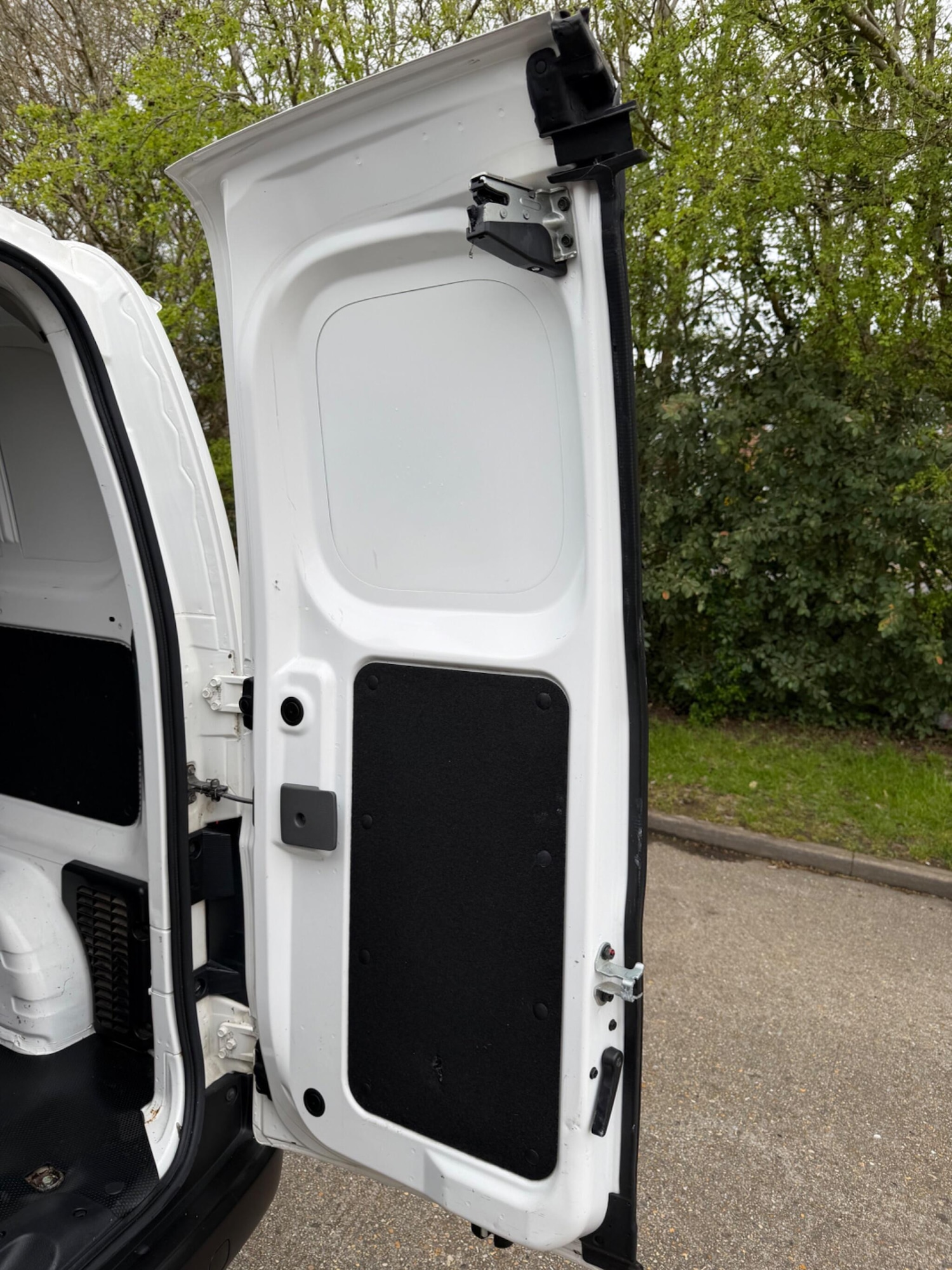 Used Nissan NV200 2012 for sale - 78063118: Photo 15