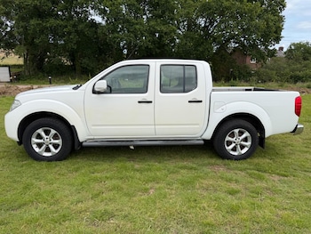 Used Nissan Navara 2015 for sale - 78922447: Photo