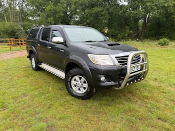 Used Toyota Hilux 2013 for sale - 78843156: Photo