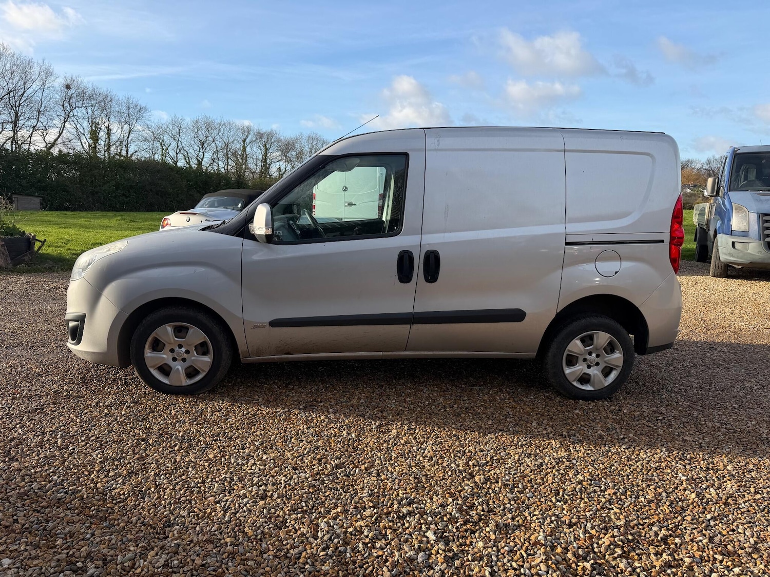 Used Vauxhall Combo 2017 for sale - 77155289: Photo 4