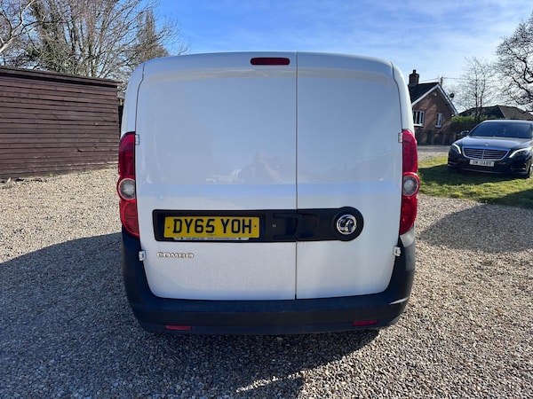 Used Vauxhall Combo 2015 for sale - 76167305: Photo 6