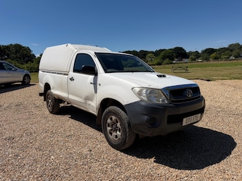 Used Toyota Hilux 2011 for sale - 79201567: Photo