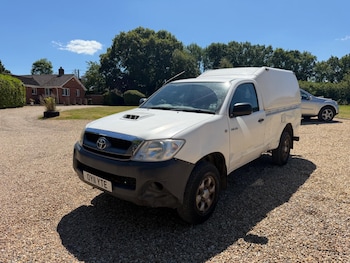 Used Toyota Hilux 2011 for sale - 79201567: Photo
