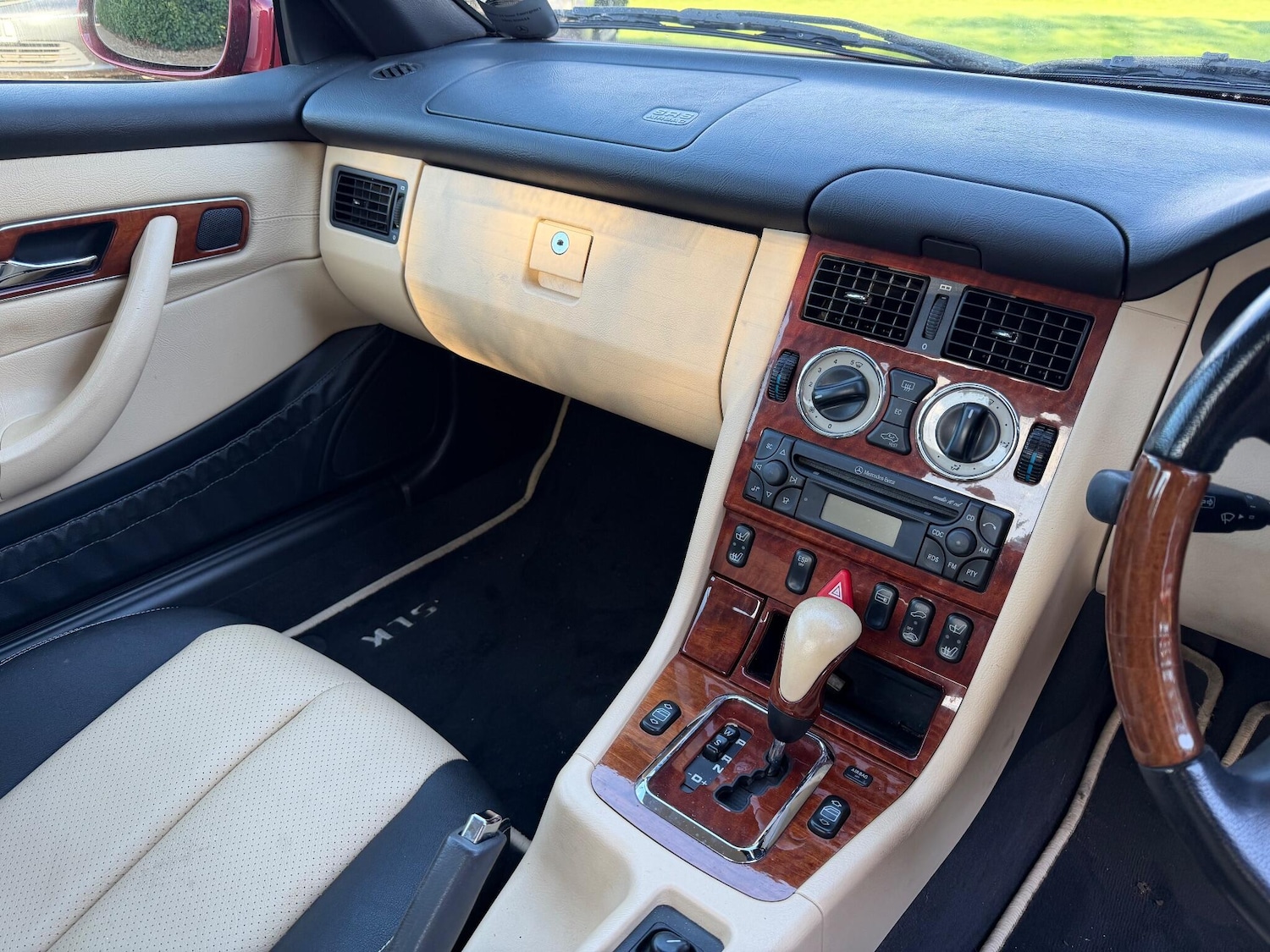 Used Mercedes-Benz SLK 2002 for sale - 76370452: Photo 13