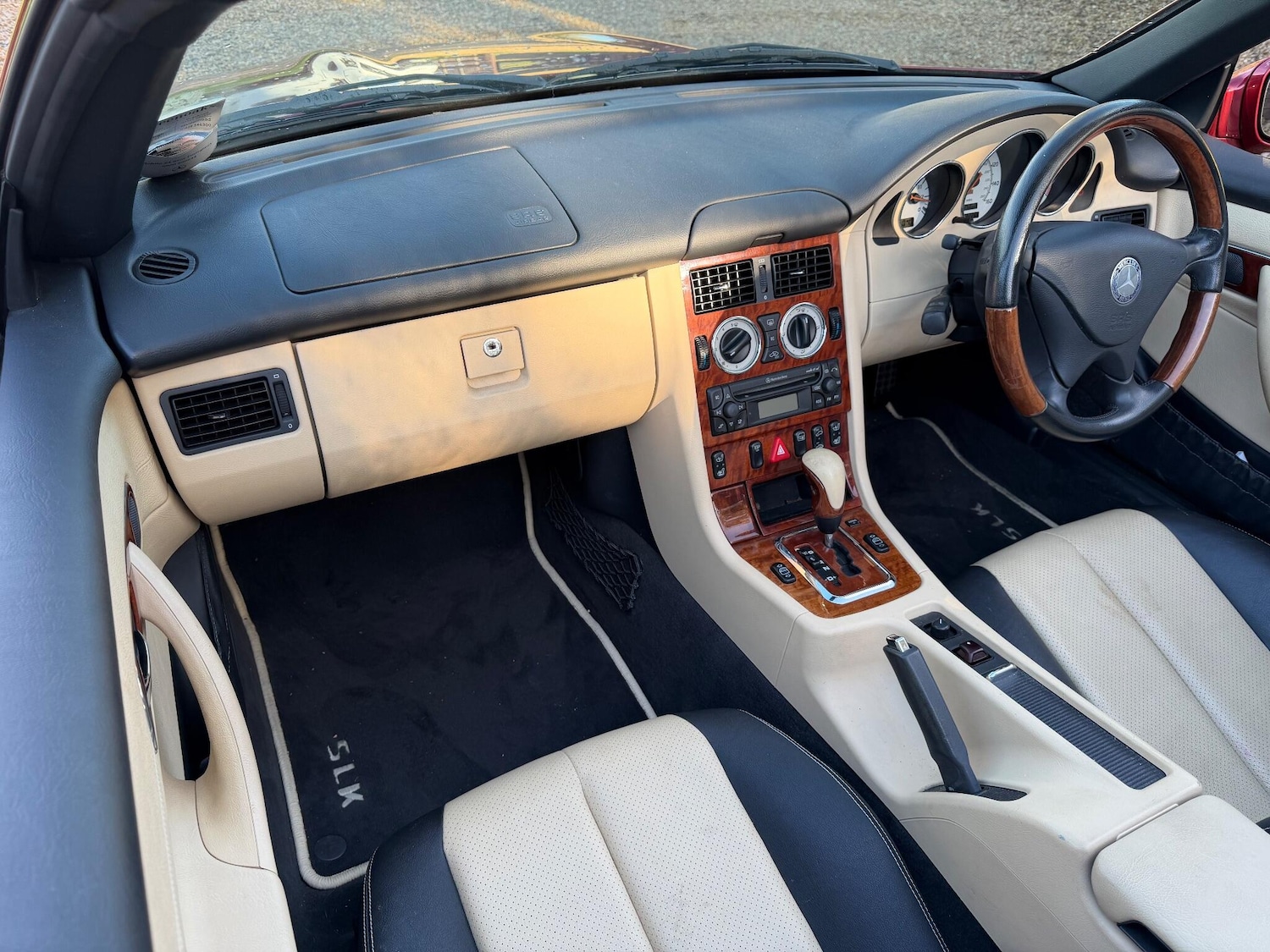 Used Mercedes-Benz SLK 2002 for sale - 76370452: Photo 19