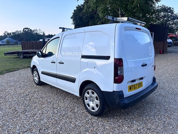 Used Peugeot Partner 2017 for sale - 75463728: Photo