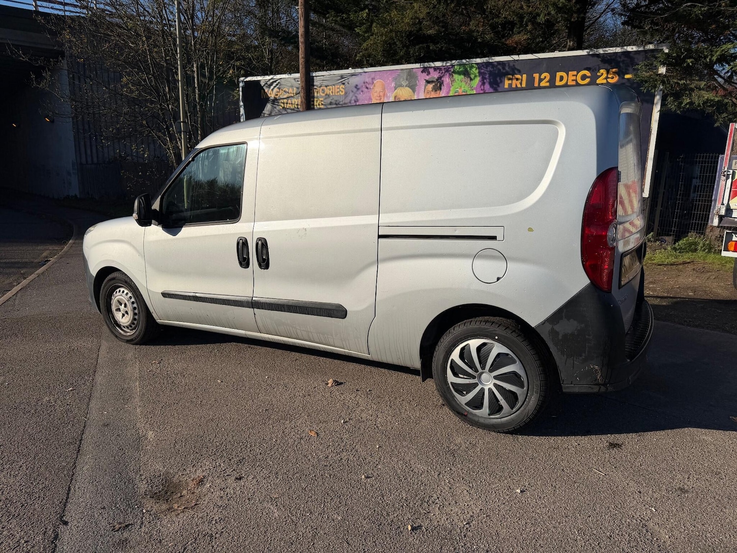 Used Vauxhall Combo 2017 for sale - 76991279: Photo 3