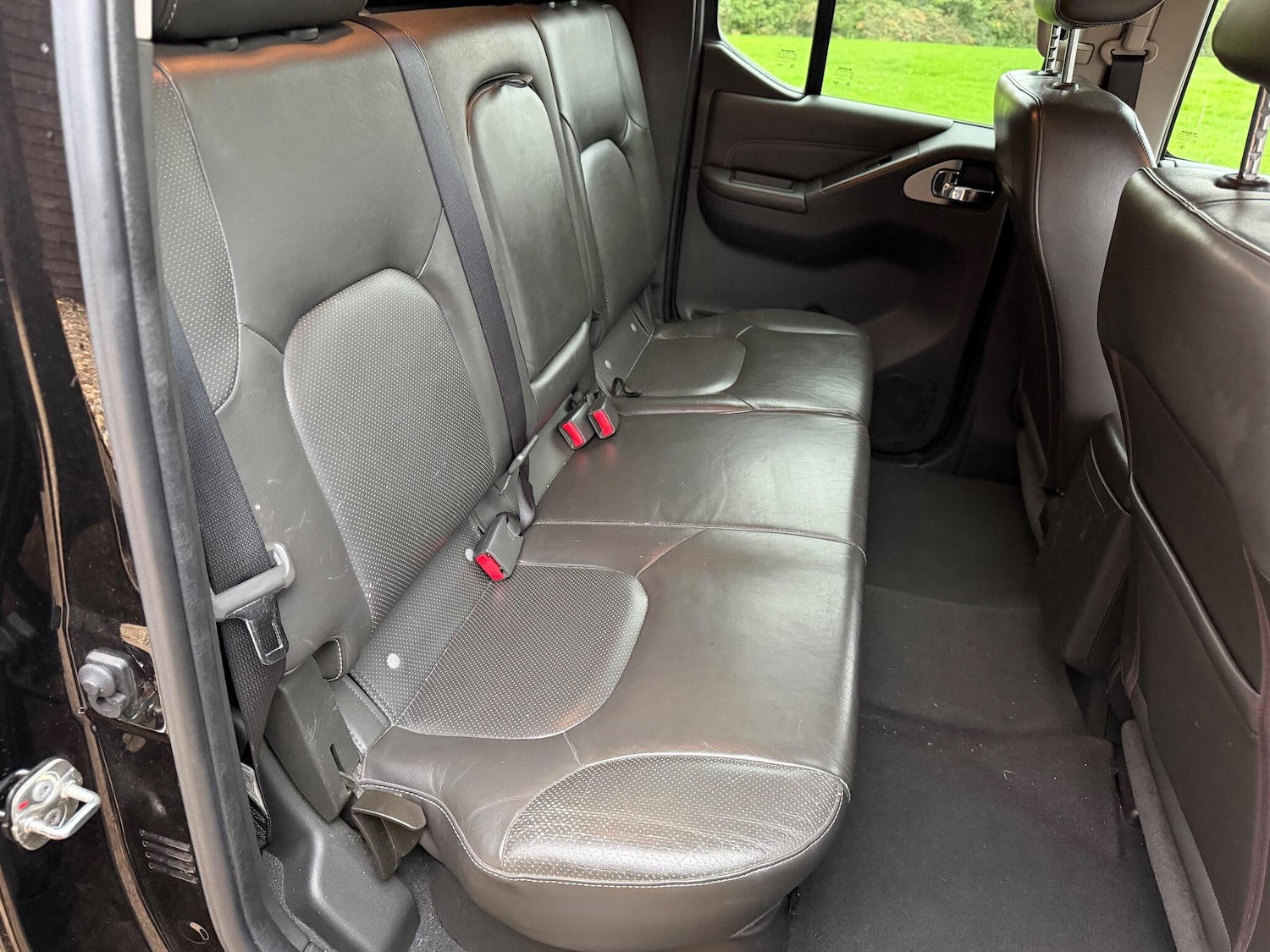 Used Nissan Navara 2012 for sale - 76549113: Photo 12