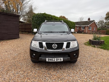 Used Nissan Navara 2012 for sale - 76549113: Photo