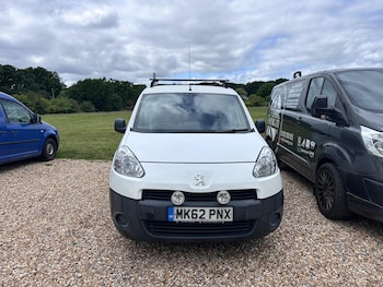 Used Peugeot Partner 2012 for sale - 75401462: Photo