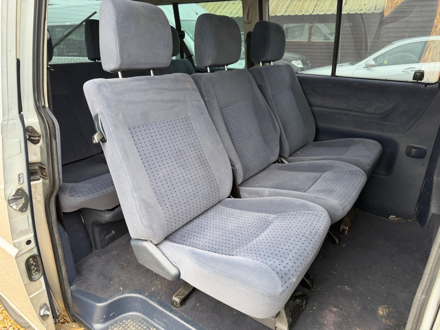 Used Volkswagen Caravelle for sale - 78116549: Photo 13