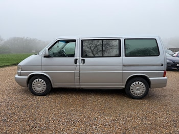 Used Volkswagen Caravelle 2002 for sale - 78116549: Photo