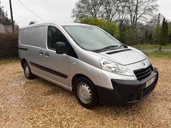 Peugeot Expert feature image