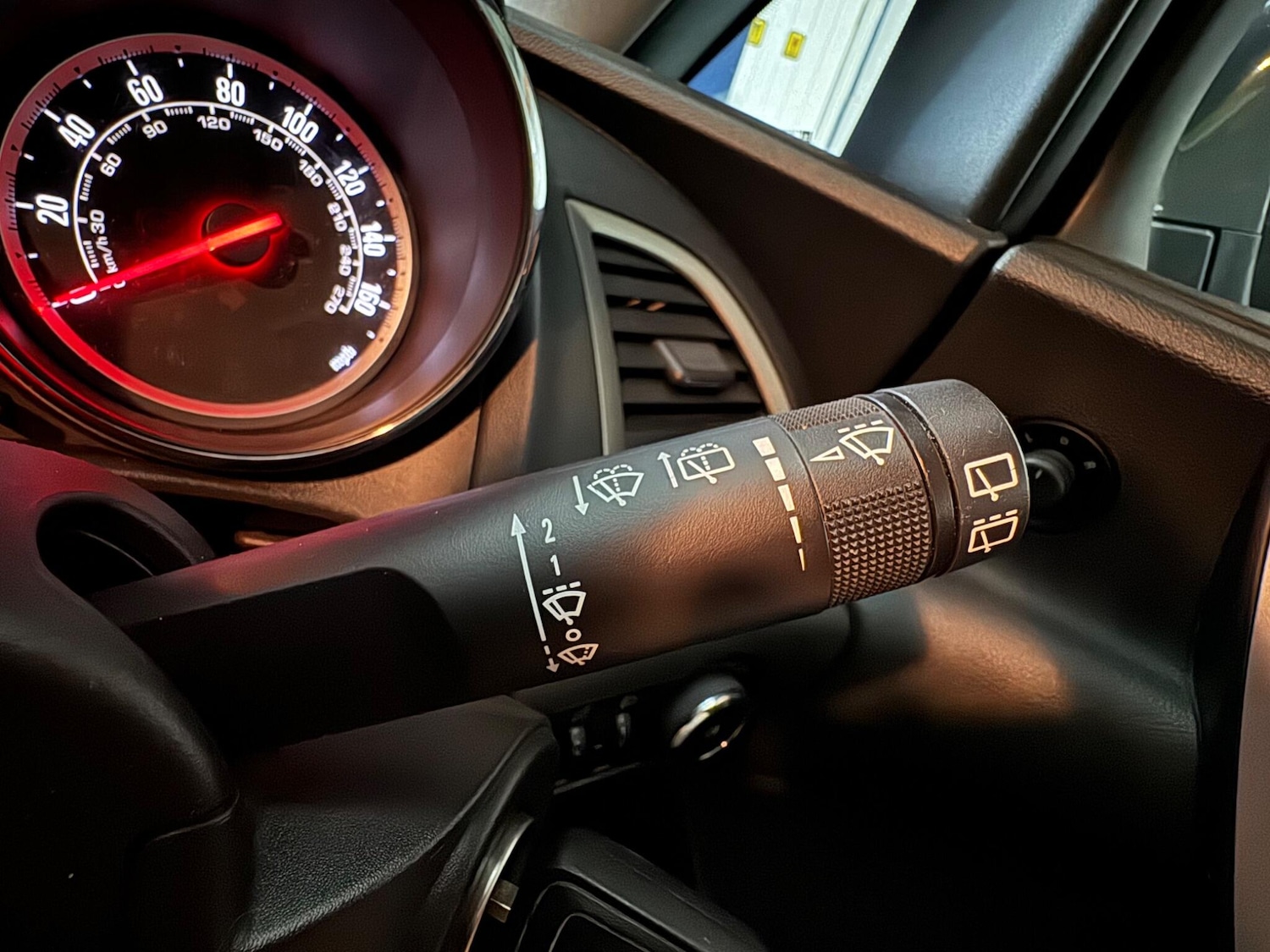 Used Vauxhall Astra 2013 for sale - 76942403: Photo 17