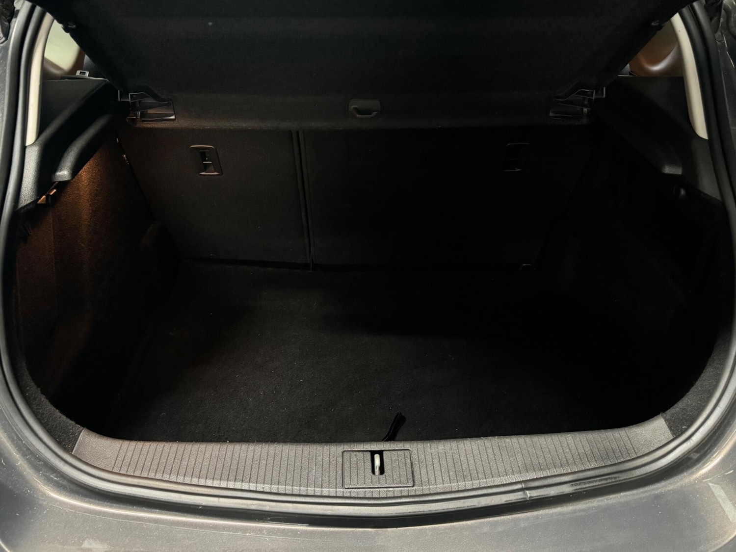 Used Vauxhall Astra 2013 for sale - 76942403: Photo 24