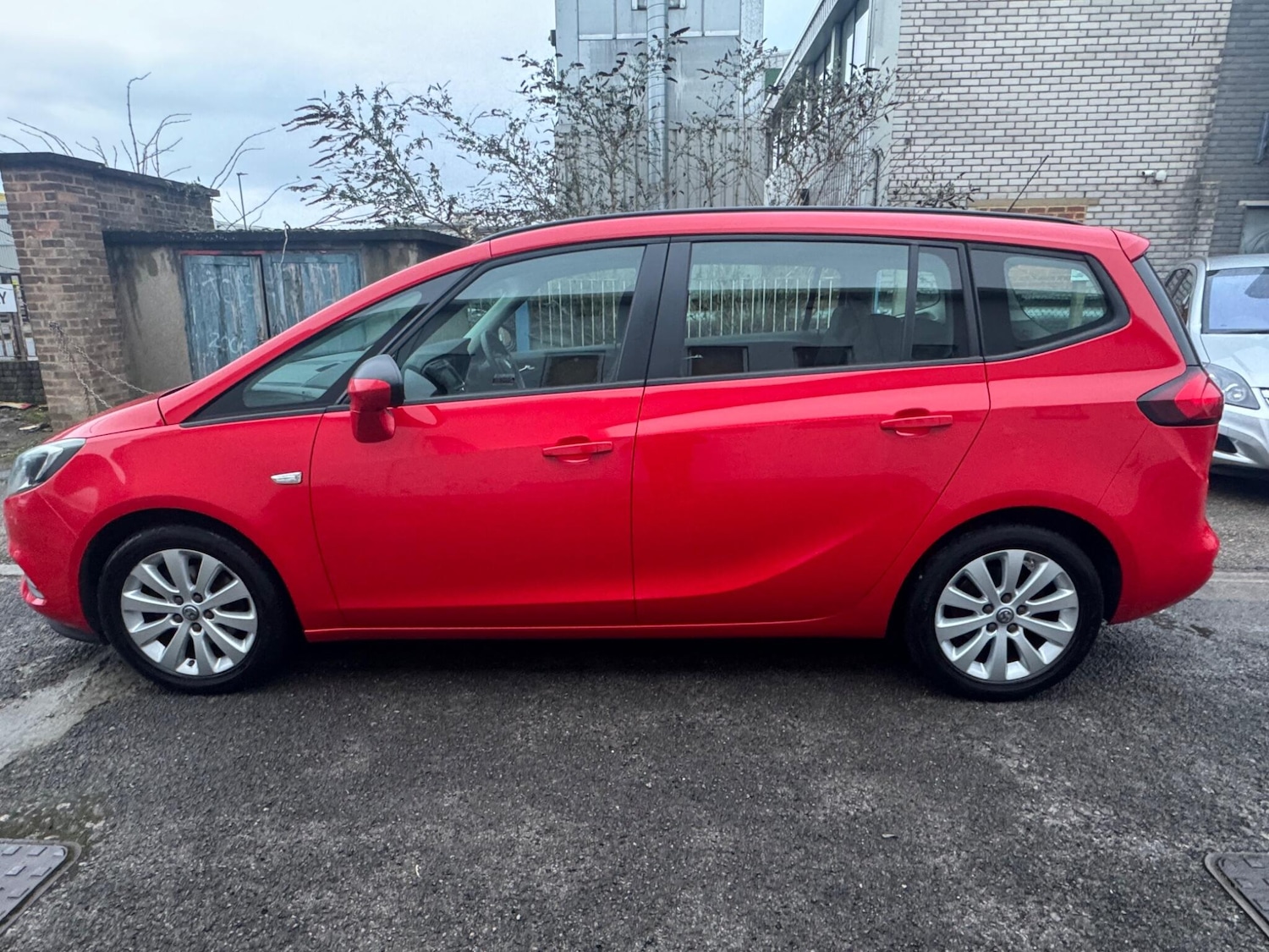 Used Vauxhall Zafira 2017 for sale - 77400823: Photo 5