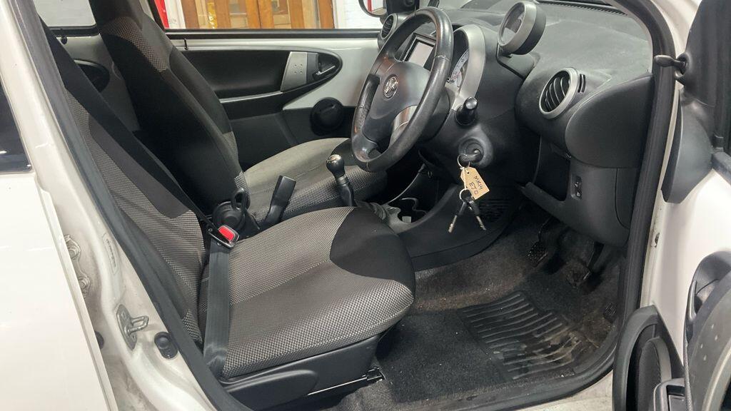 Used Toyota AYGO for sale - 77266856: Photo 11