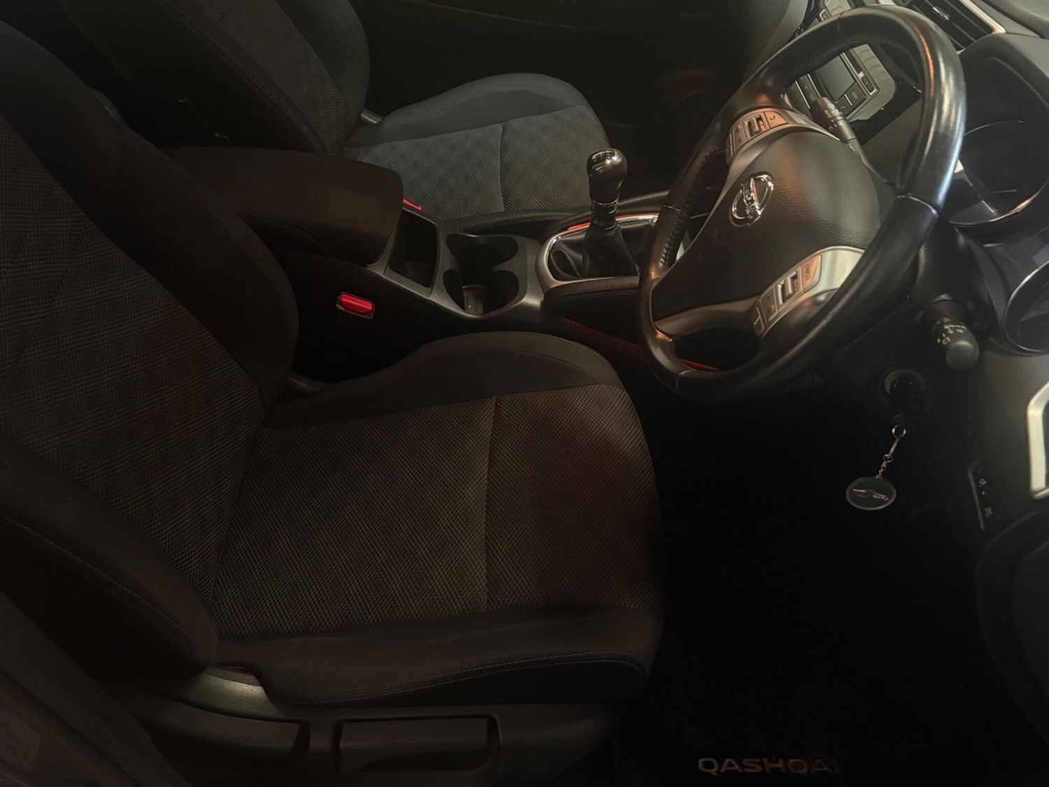 Used Nissan Qashqai 2014 for sale - 76849613: Photo 13