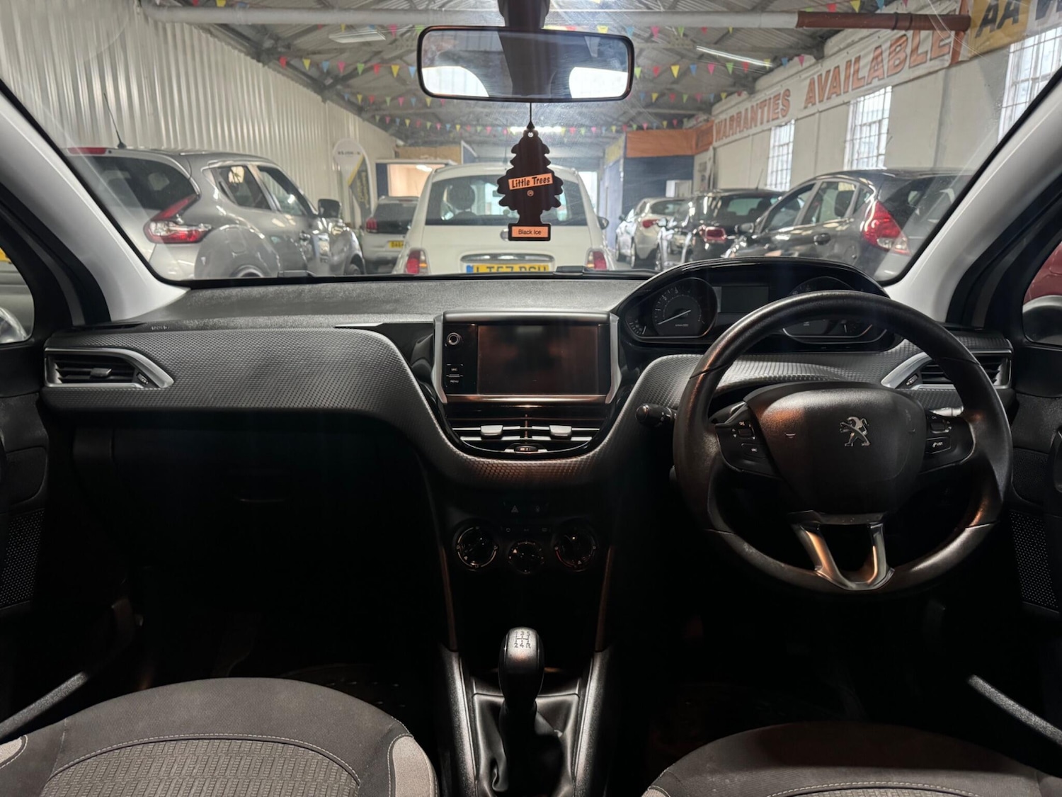 Used Peugeot 208 2016 for sale - 77108815: Photo 12