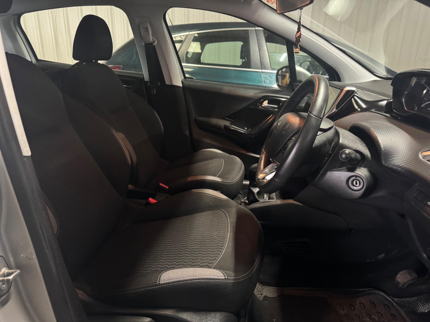 Used Peugeot 208 2016 for sale - 77108815: Photo 14