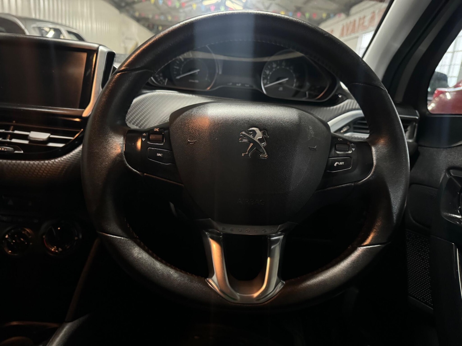 Used Peugeot 208 2016 for sale - 77108815: Photo 25