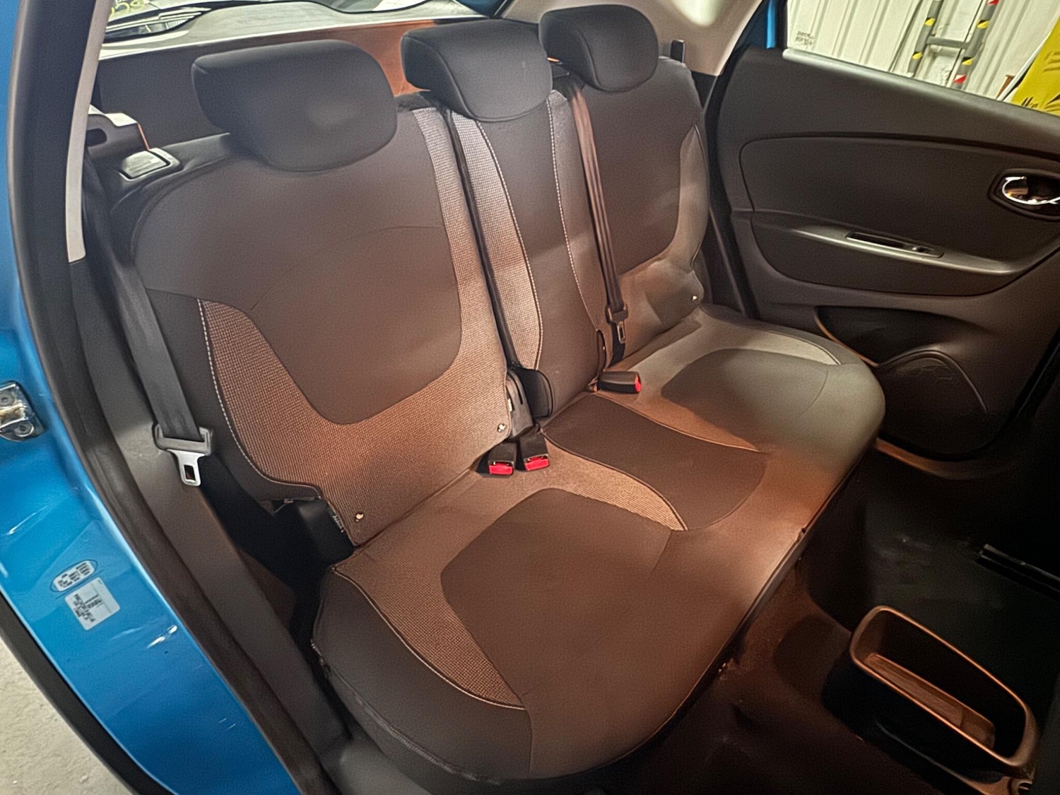 Used Renault Captur 2015 for sale - 76942328: Photo 15