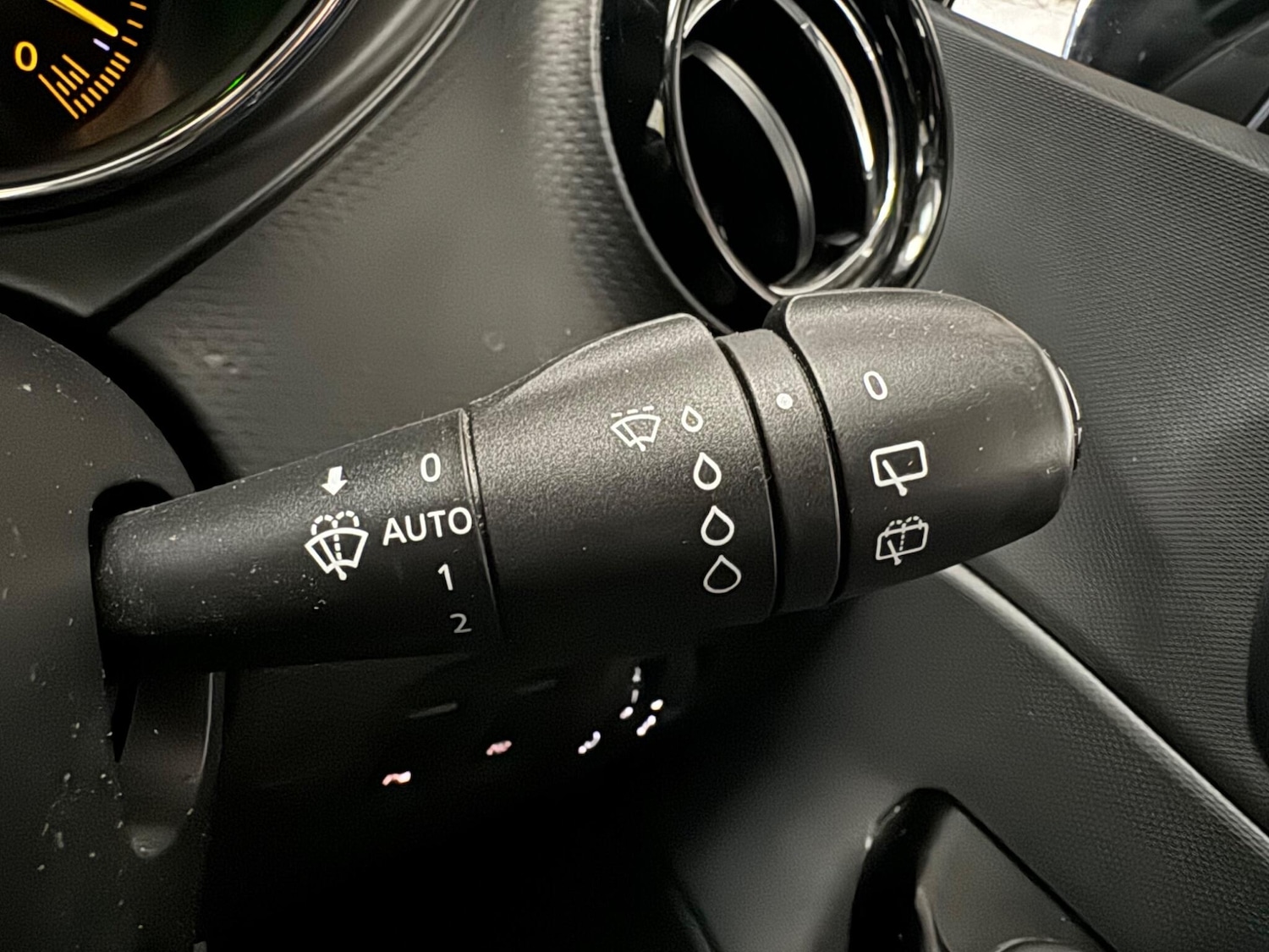 Used Renault Captur 2015 for sale - 76942328: Photo 18