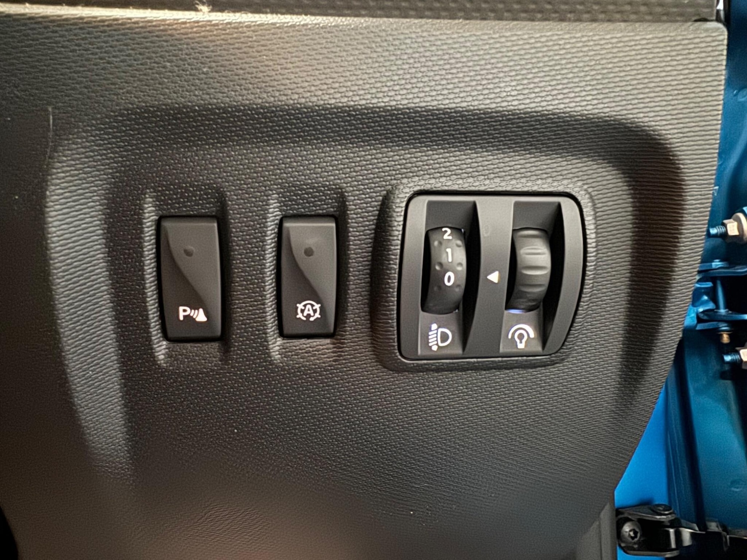 Used Renault Captur 2015 for sale - 76942328: Photo 20