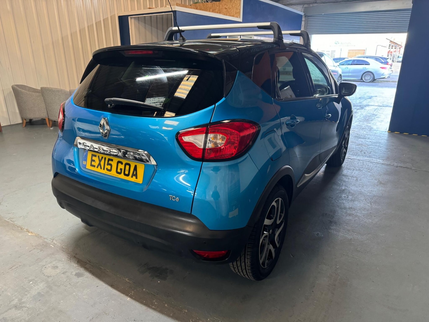 Used Renault Captur 2015 for sale - 76942328: Photo 8