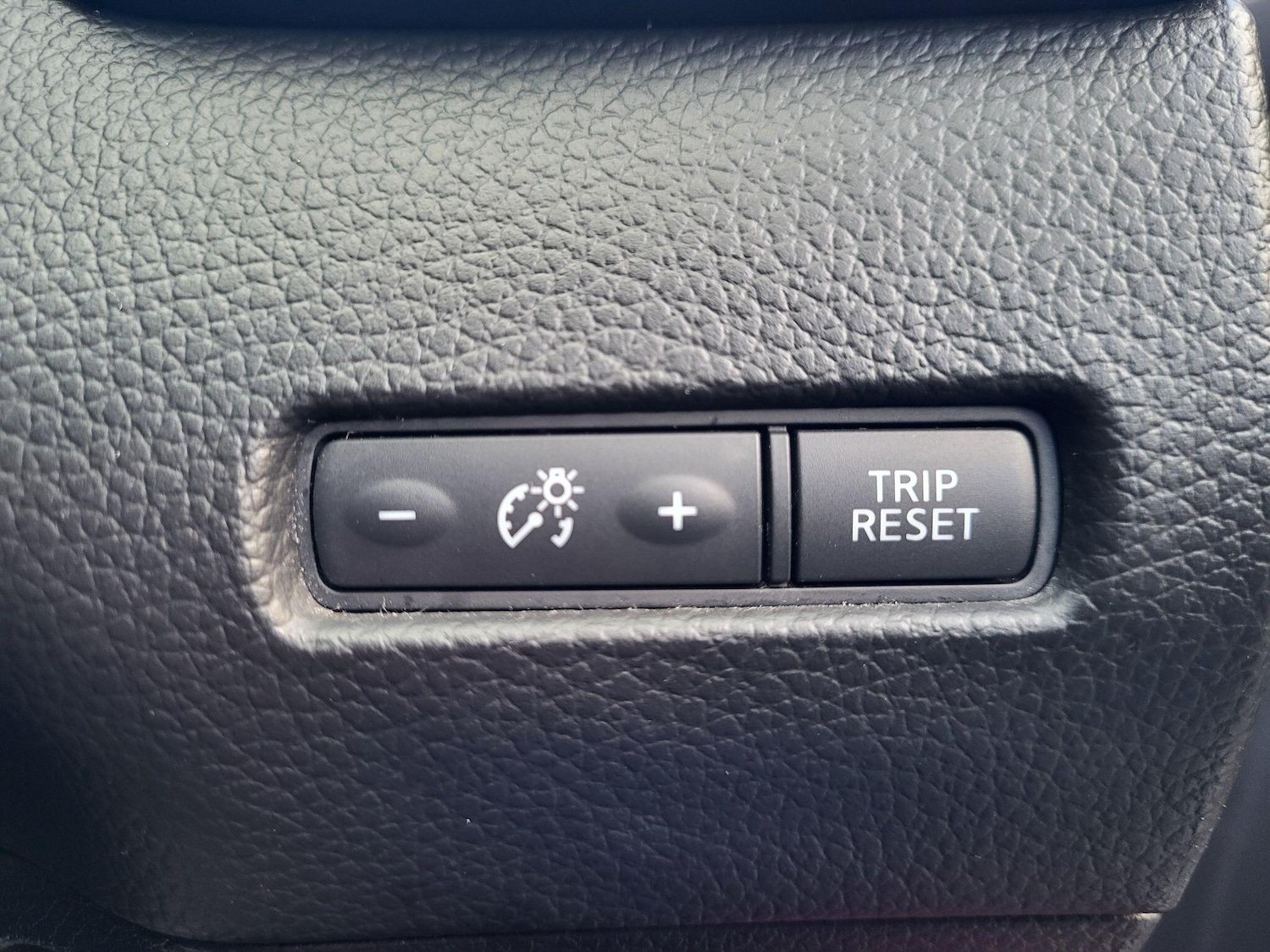 Used Nissan Qashqai 2015 for sale - 76743507: Photo 16