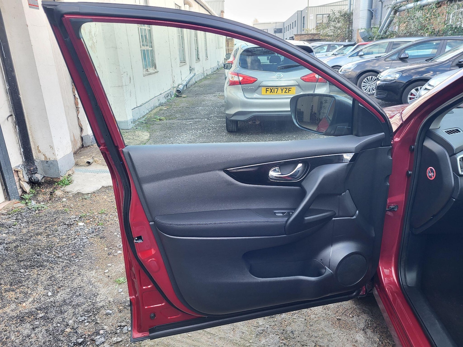 Used Nissan Qashqai 2015 for sale - 76743507: Photo 19