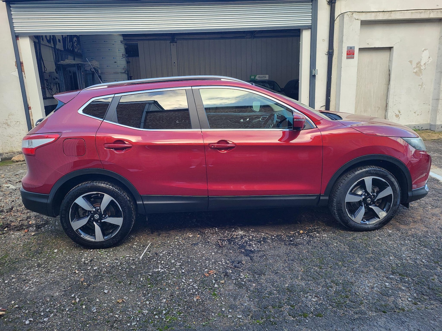 Used Nissan Qashqai 2015 for sale - 76743507: Photo 7