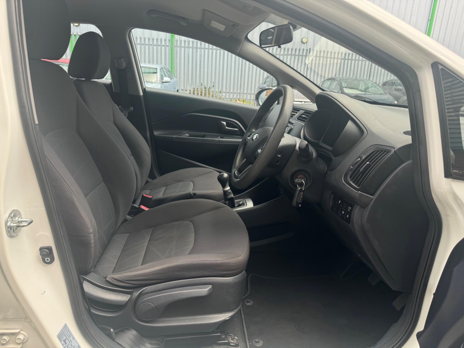 Used Kia Rio for sale - 76729067: Photo 17