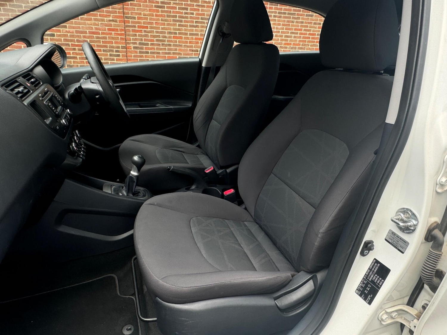 Used Kia Rio for sale - 76729067: Photo 32