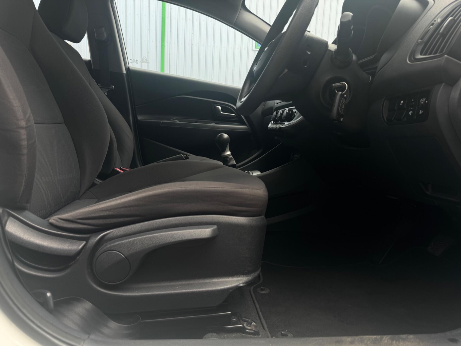 Used Kia Rio for sale - 76729067: Photo 33