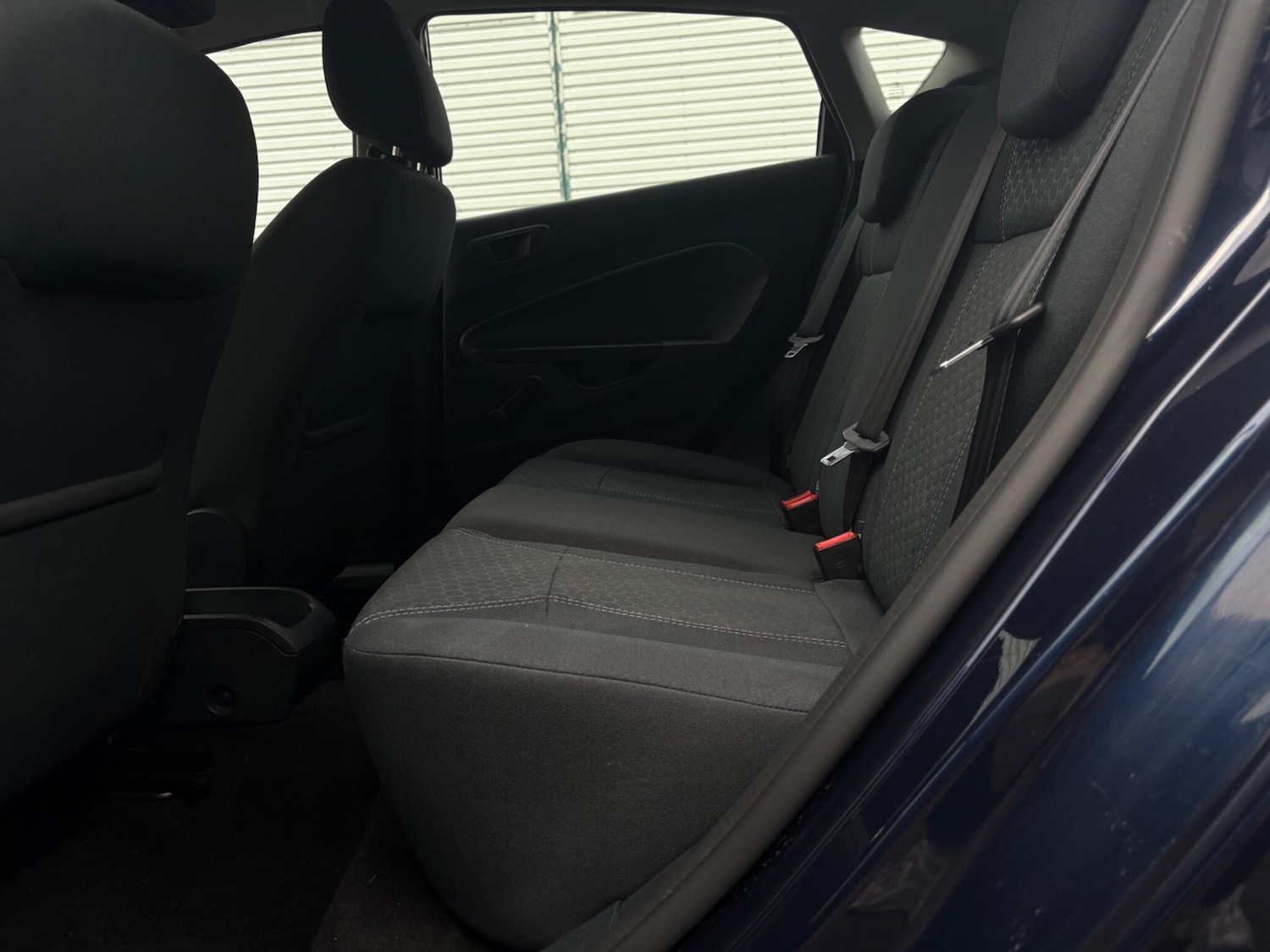 Used Ford Fiesta 2011 for sale - 75658760: Photo 27