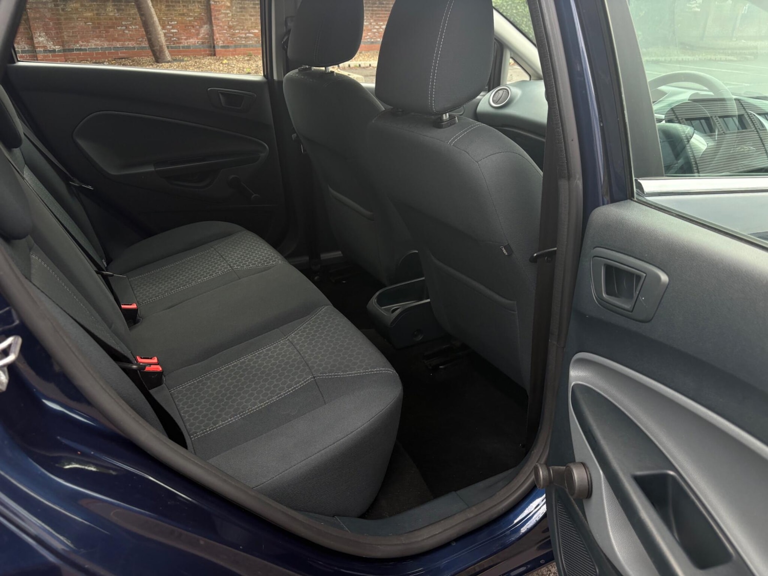 Used Ford Fiesta 2011 for sale - 75658760: Photo 34