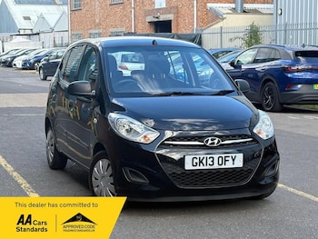 Used Hyundai i10 2013 for sale - 76060549: Photo