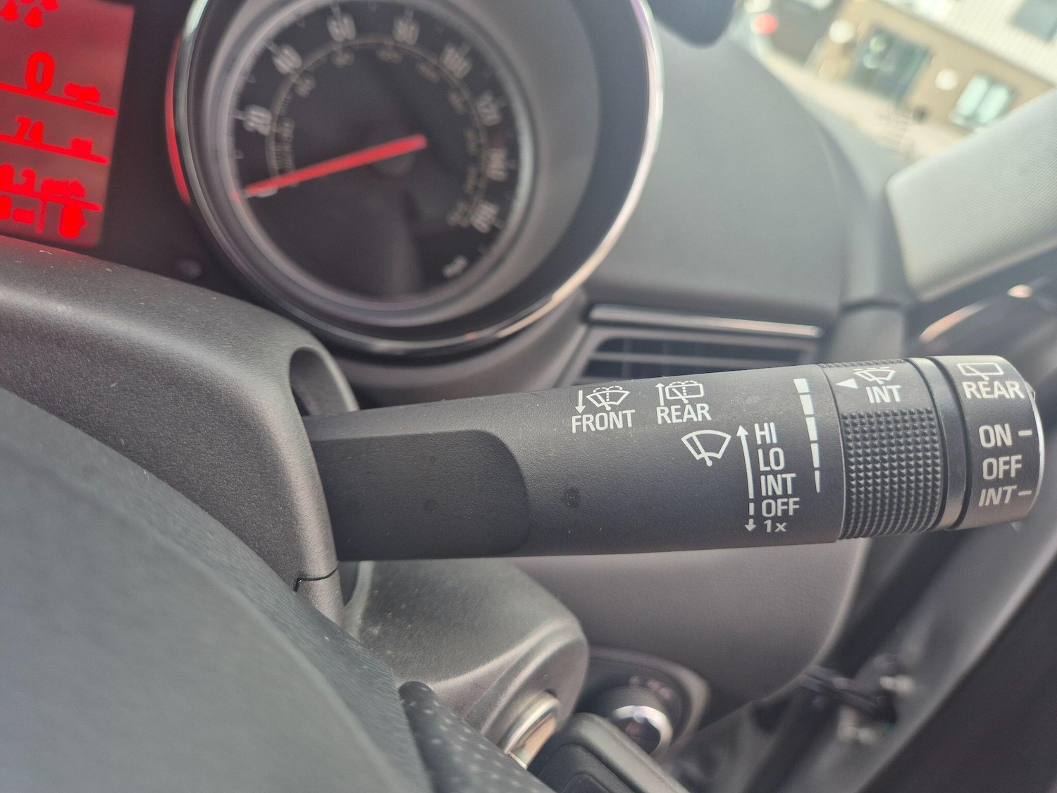 Used Vauxhall Zafira 2015 for sale - 77559106: Photo 17