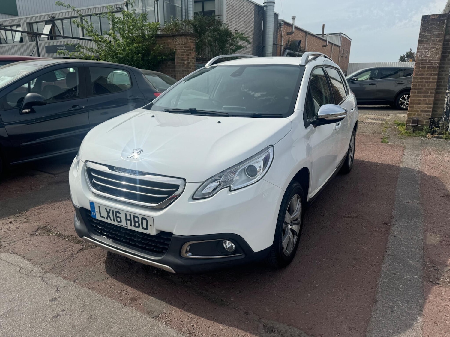 Used Peugeot 2008 2016 for sale - 78185458: Photo 2
