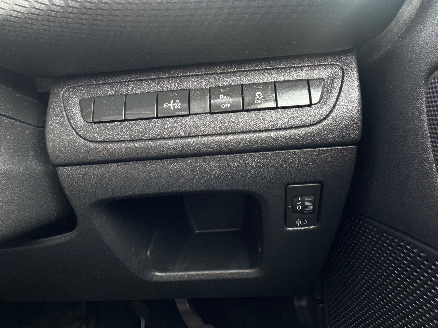 Used Peugeot 2008 2016 for sale - 78185458: Photo 20