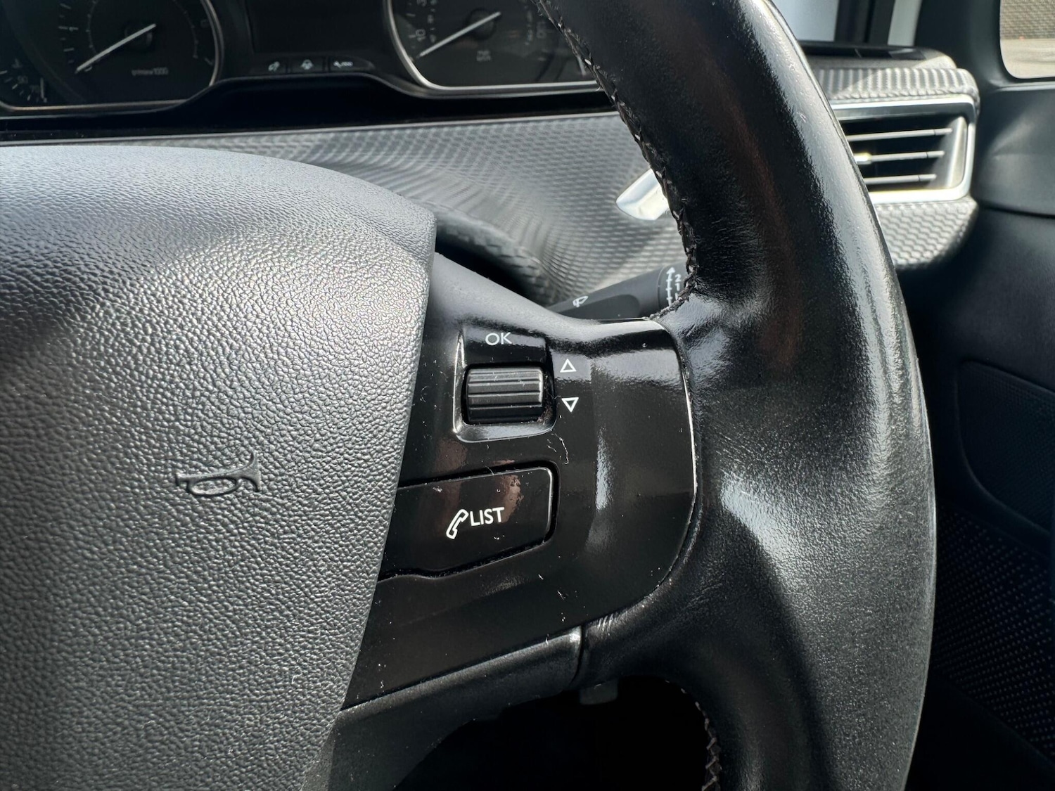 Used Peugeot 2008 2016 for sale - 78185458: Photo 24