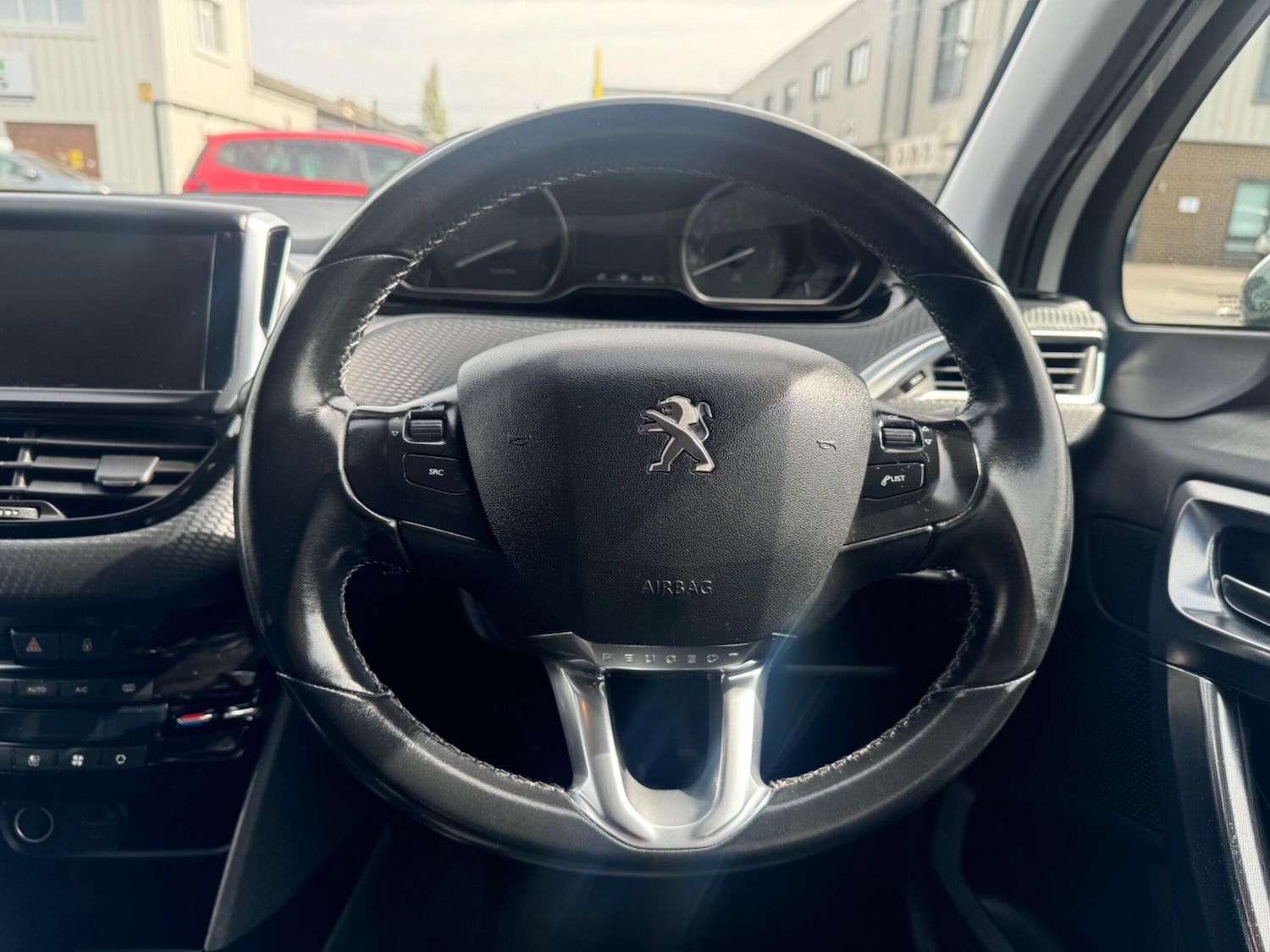 Used Peugeot 2008 2016 for sale - 78185458: Photo 30