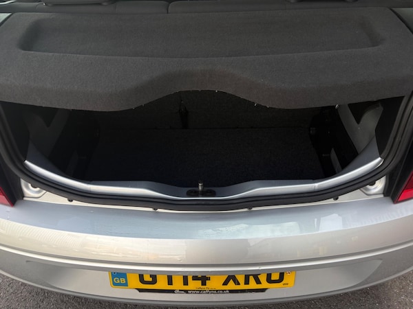 Used Volkswagen up! 2014 for sale - 76188630: Photo 26